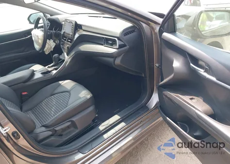 2021 Toyota Camry Se z USA, uszkodzony, nr VIN 4T1G11AK1MU587787